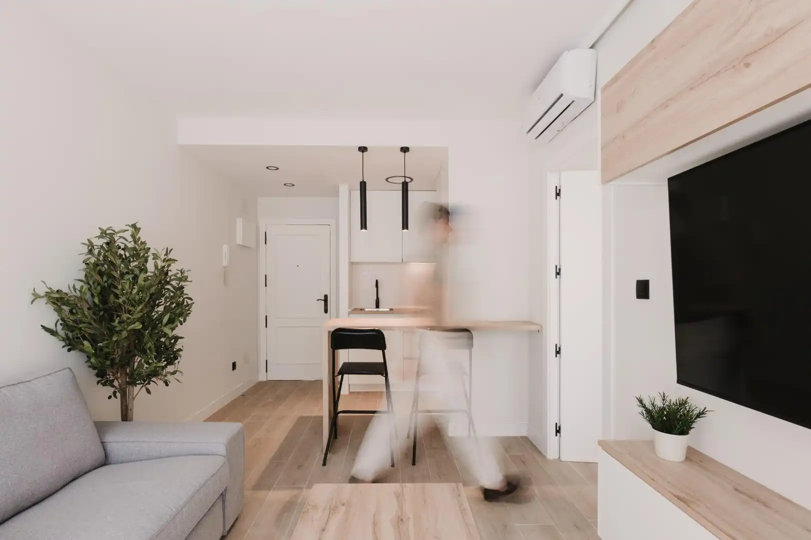 Living room of Apartments for rent in Murcia  with Air Conditioner, Furnished and Balcony