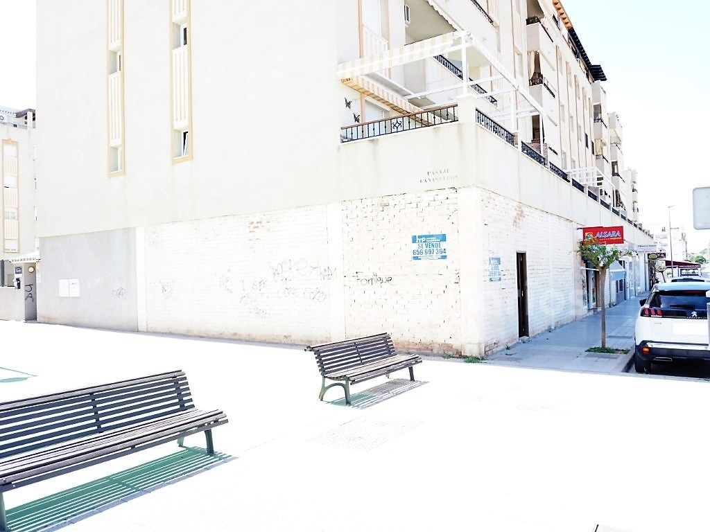 Premises for sale in Hispanidad - Vivar Téllez