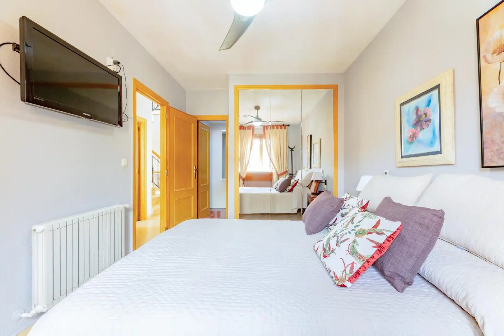 Habitación de Casa adosada en venta en Chiva con Aire acondicionado, Calefacción y Terraza