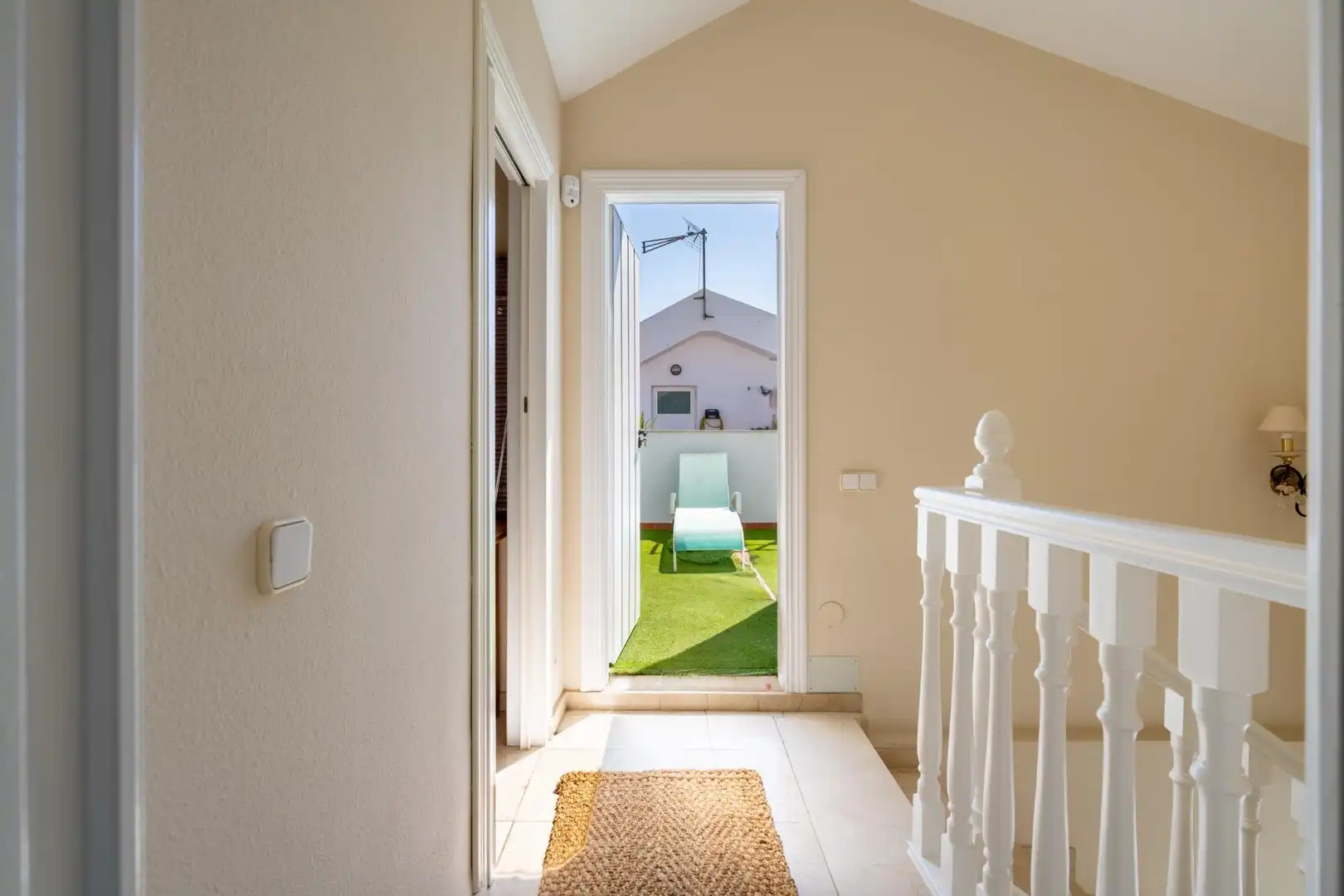 Casa adosada en venta en Almería con Aire acondicionado, Terraza y Trastero