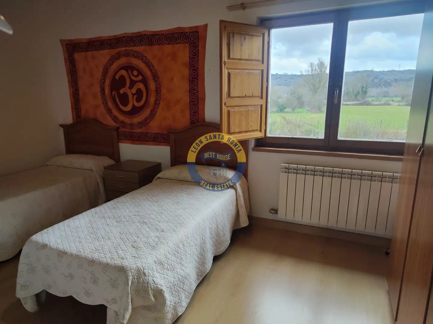 Bedroom of Houses for sale in Villaquilambre  with Heating, Private garden and Terrace