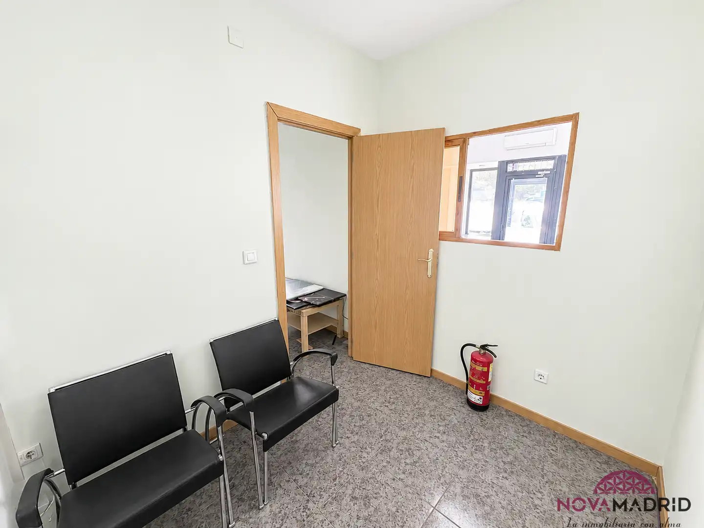 Commercial properties for sale in Fuenlabrada  with Air Conditioner