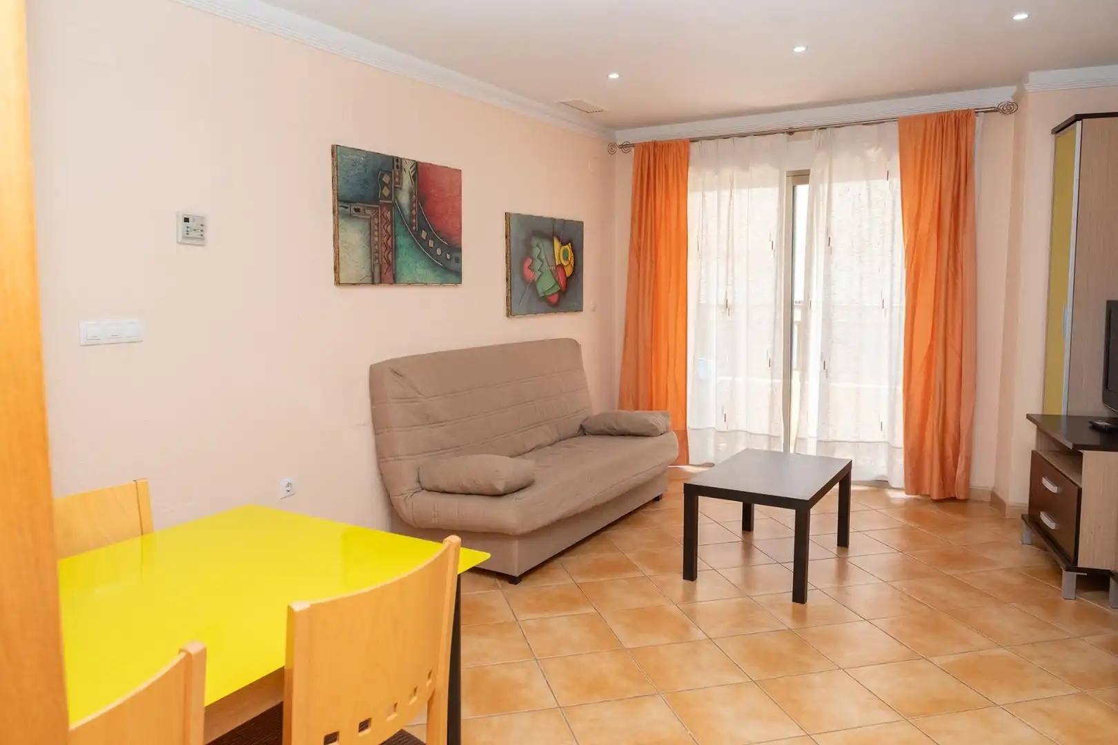 Sala d'estar de Apartament en venda en Formentera del Segura amb Aire condicionat, Terrassa i Moblat