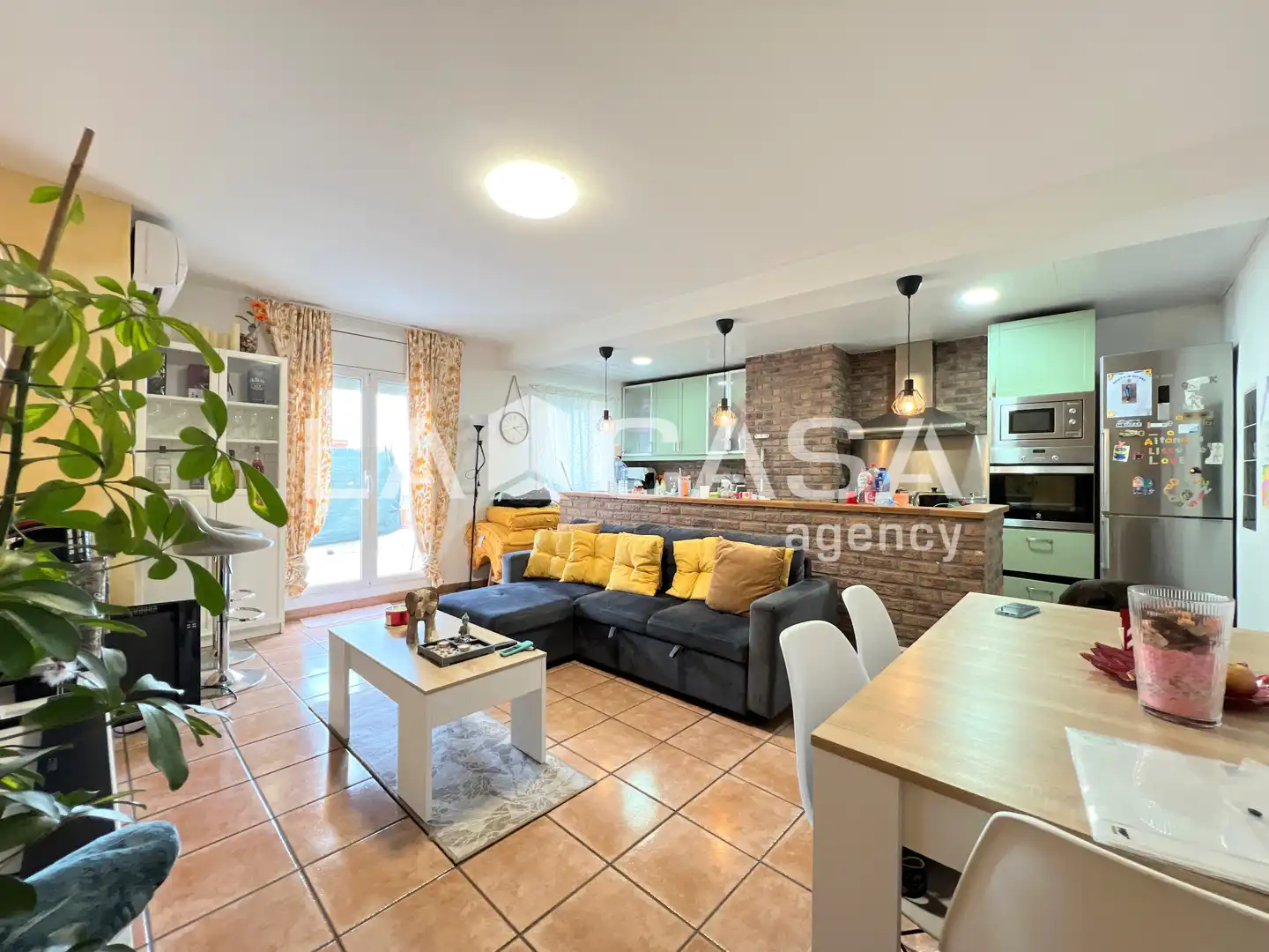 Sala de estar de Piso en venta en Badalona con Calefacción y Terraza