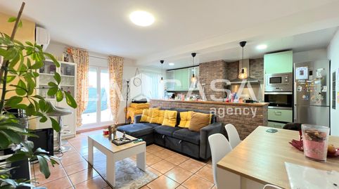 Foto 3 de Piso en venta en Lloreda, Badalona