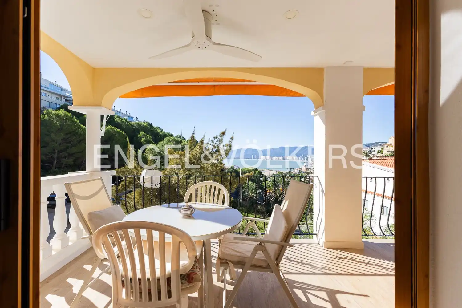 Terraza de Dúplex en venta en El Faro