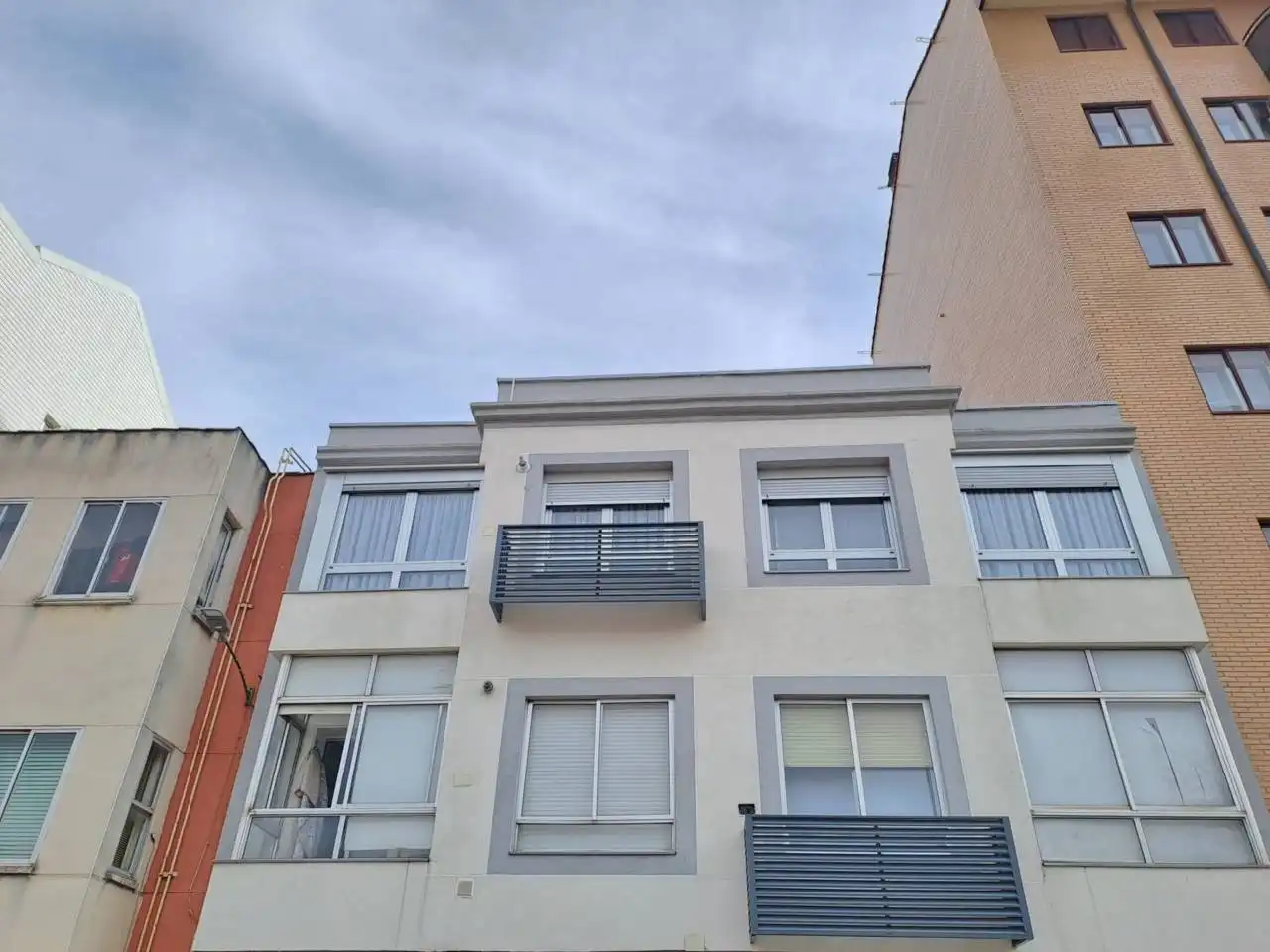 Vista exterior de Pis en venda en Burgos amb Traster