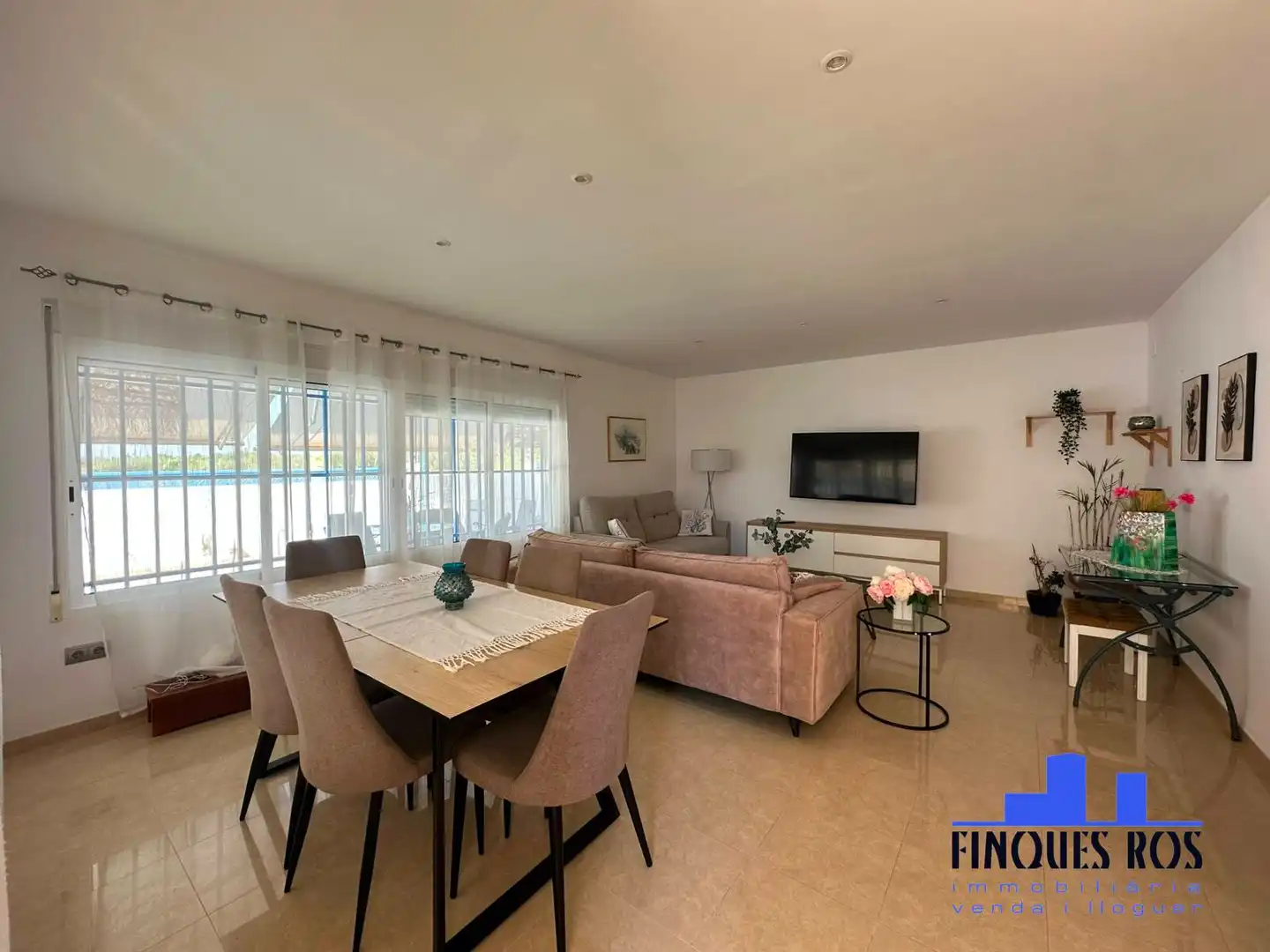 Sala de estar de Casa o chalet en venta en Vinaròs con Aire acondicionado, Calefacción y Jardín privado
