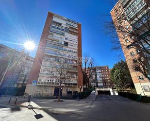 Vista exterior de Pis de lloguer en  Madrid Capital amb Calefacció, Terrassa i Traster