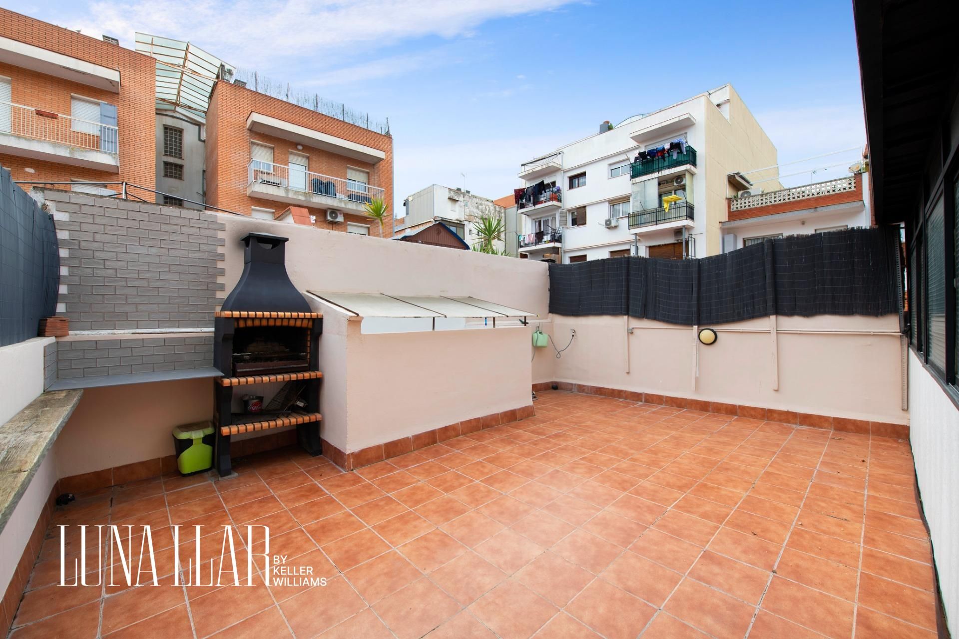 Exterior view of Flat for sale in Castelldefels  with Air Conditioner and Terrace