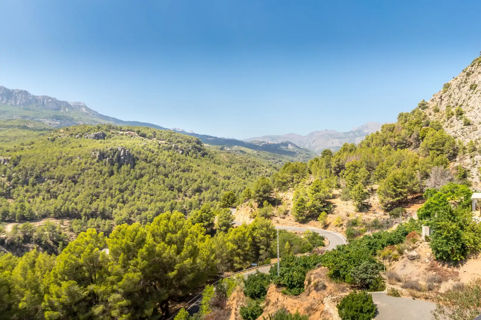 Vista exterior de Casa o chalet en venta en Callosa d'en Sarrià con Piscina