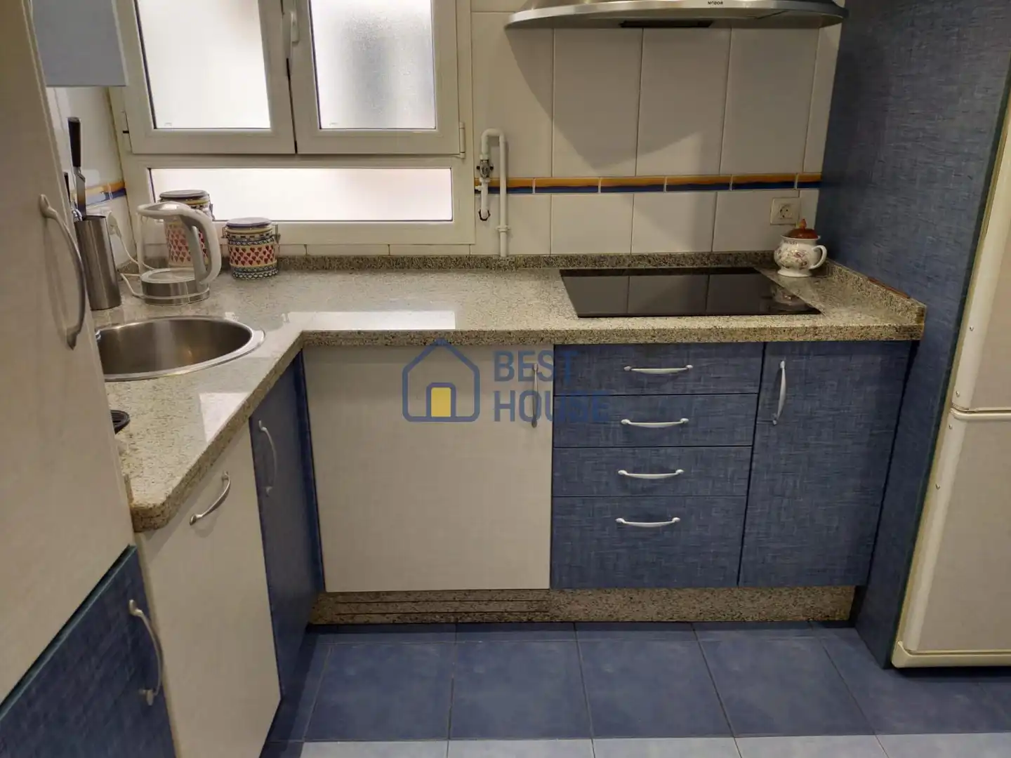 Cocina de Piso en venta en León Capital  con Calefacción, Terraza y Trastero
