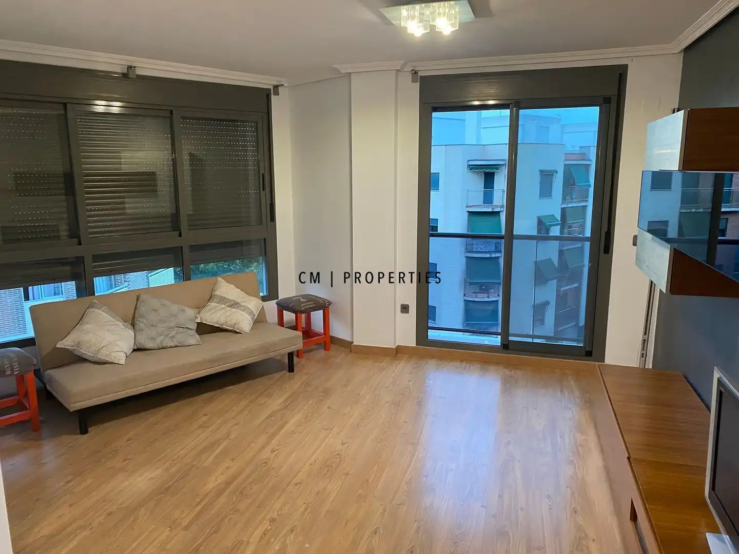 Exterior view of Flat for rent in Torrent  with Air Conditioner, Heating and Parquet flooring