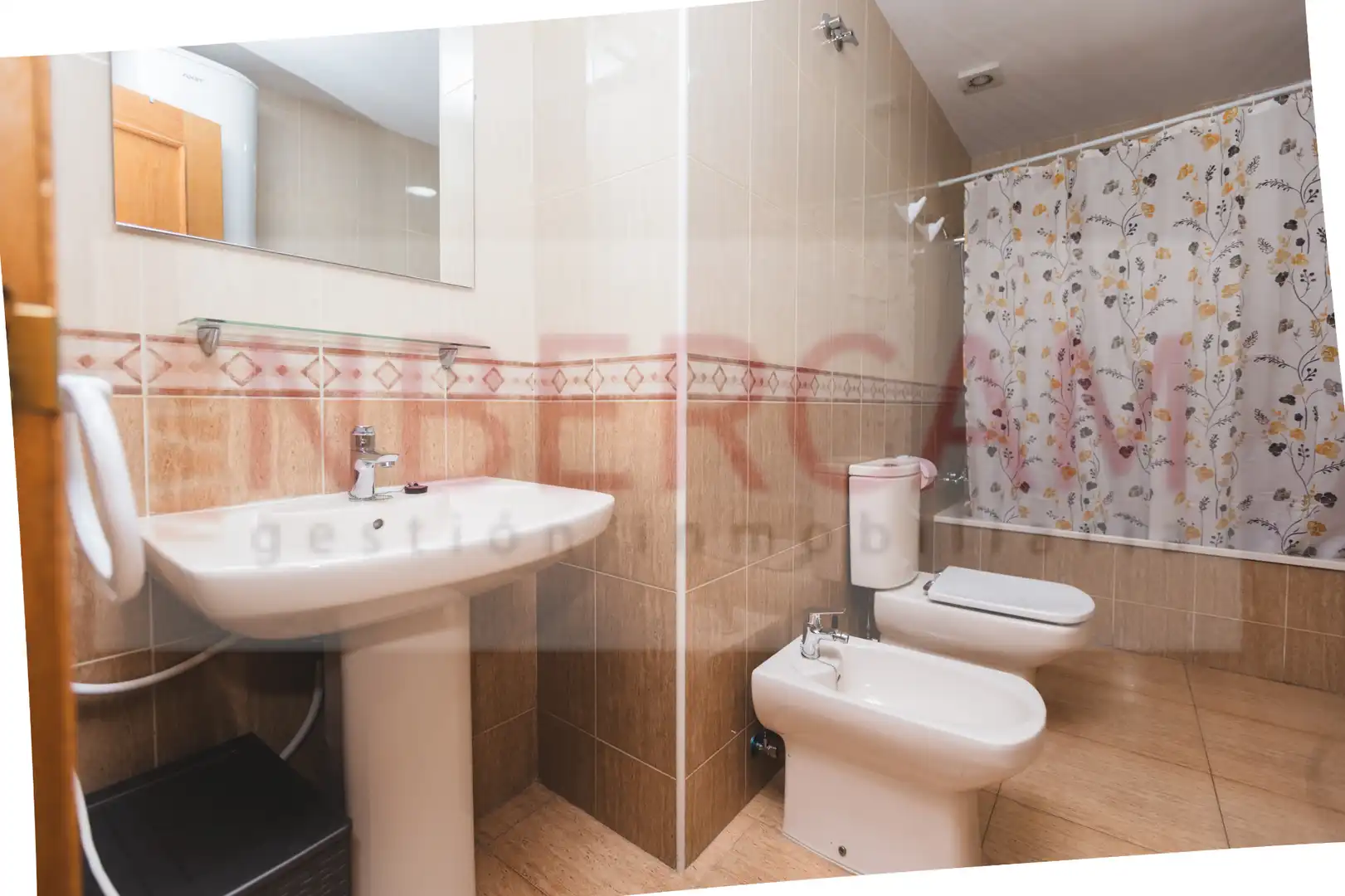 Baño de Piso en venta en El Ejido con Amueblado y Balcón