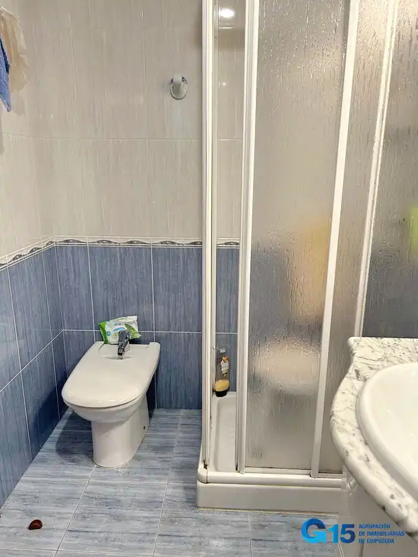 Bany de Pis en venda en Hernani amb Calefacció