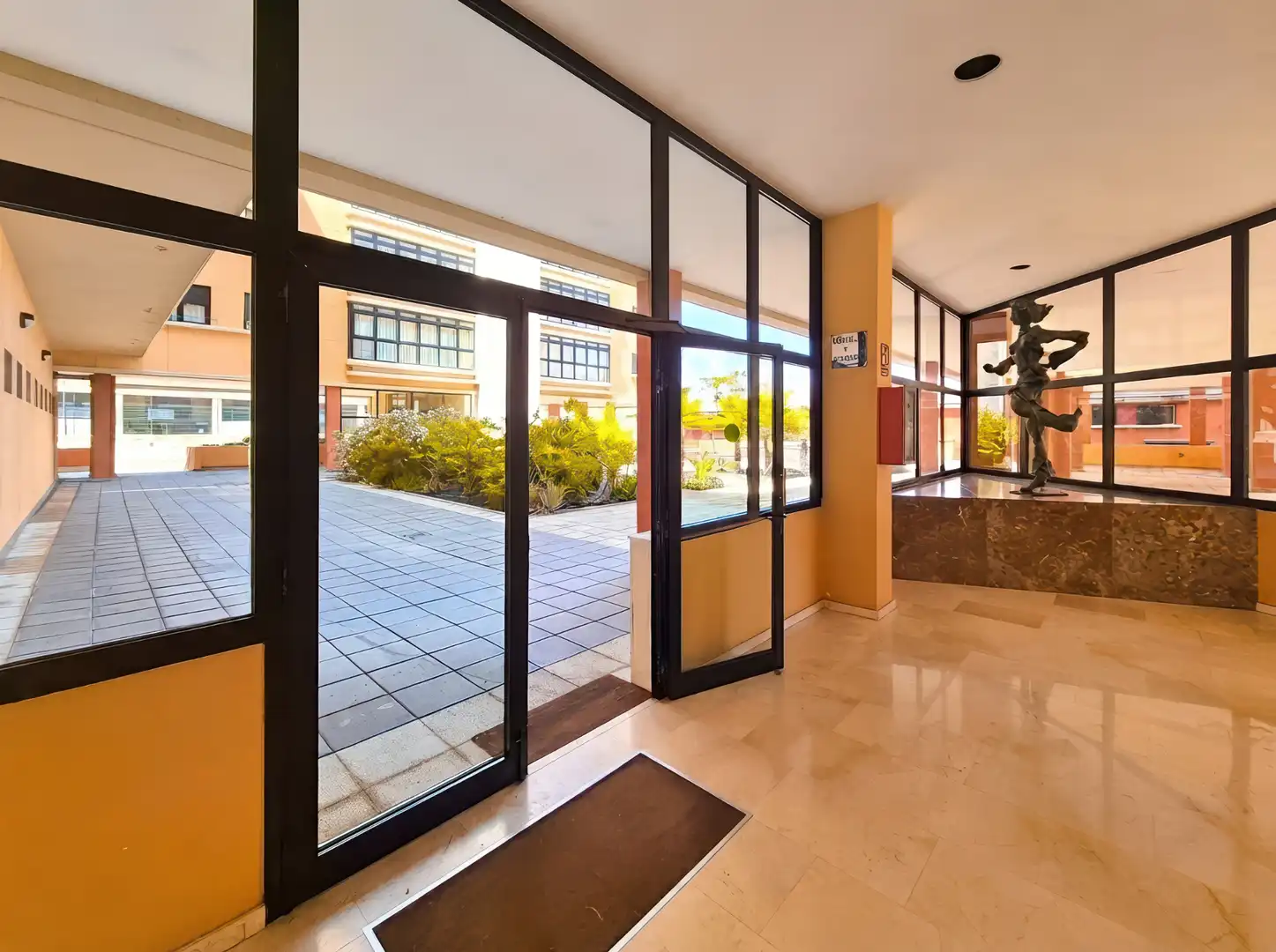Casa adosada en venda en Las Palmas de Gran Canaria amb Jardí privat, Terrassa i Traster