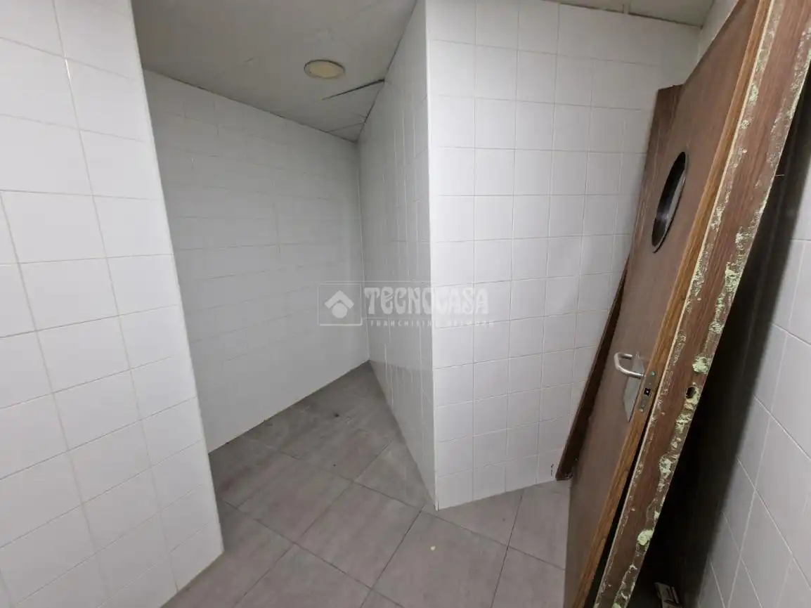 Local comercial en venda a Centro, imagen 4