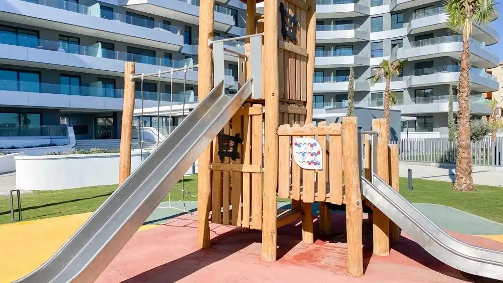 Terrasse von Wohnung zur Miete in Málaga mit Klimaanlage, Heizung und Privatgarten
