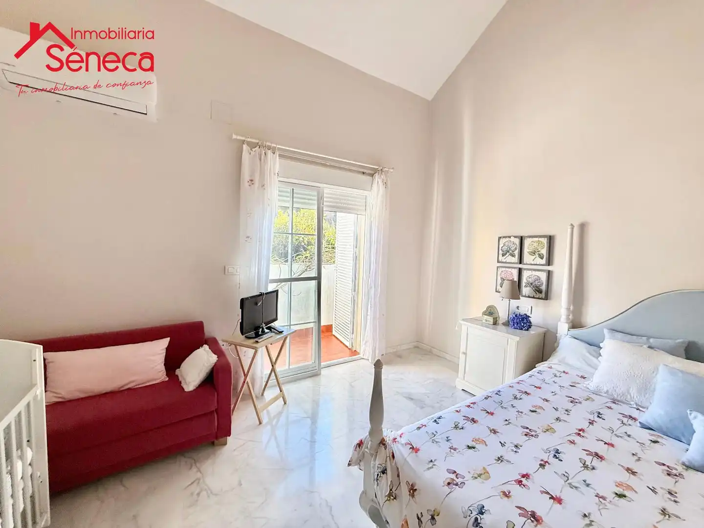 Dormitori de Casa o xalet en venda en Alcolea amb Aire condicionat, Calefacció i Terrassa