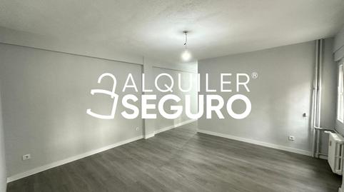 Photo 2 of Flat to rent in Ocho, Rejas, Madrid