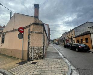 Vista exterior de Casa o xalet en venda en Valladolid Capital amb Calefacció i Traster