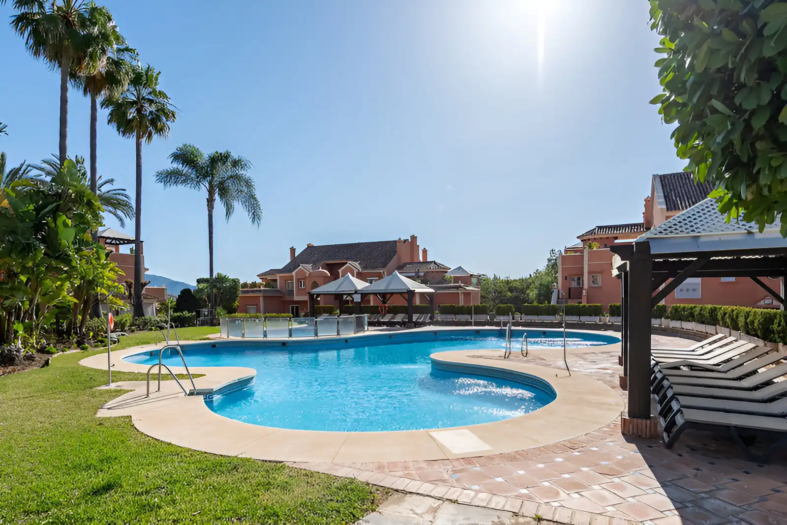 Àtic amb piscina en venda a Nueva Andalucía, imagen 28