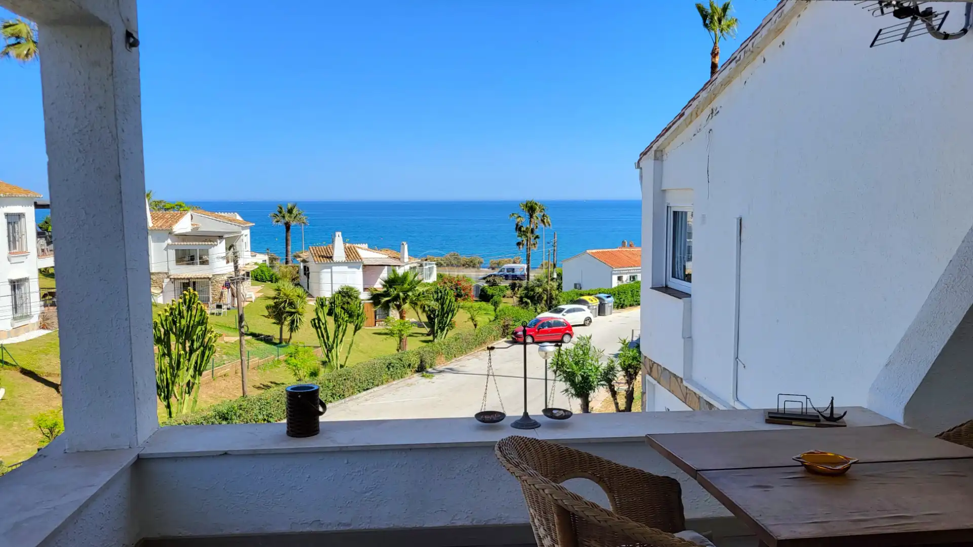 Vista exterior de Casa adosada en venda en Mijas amb Aire condicionat, Calefacció i Terrassa