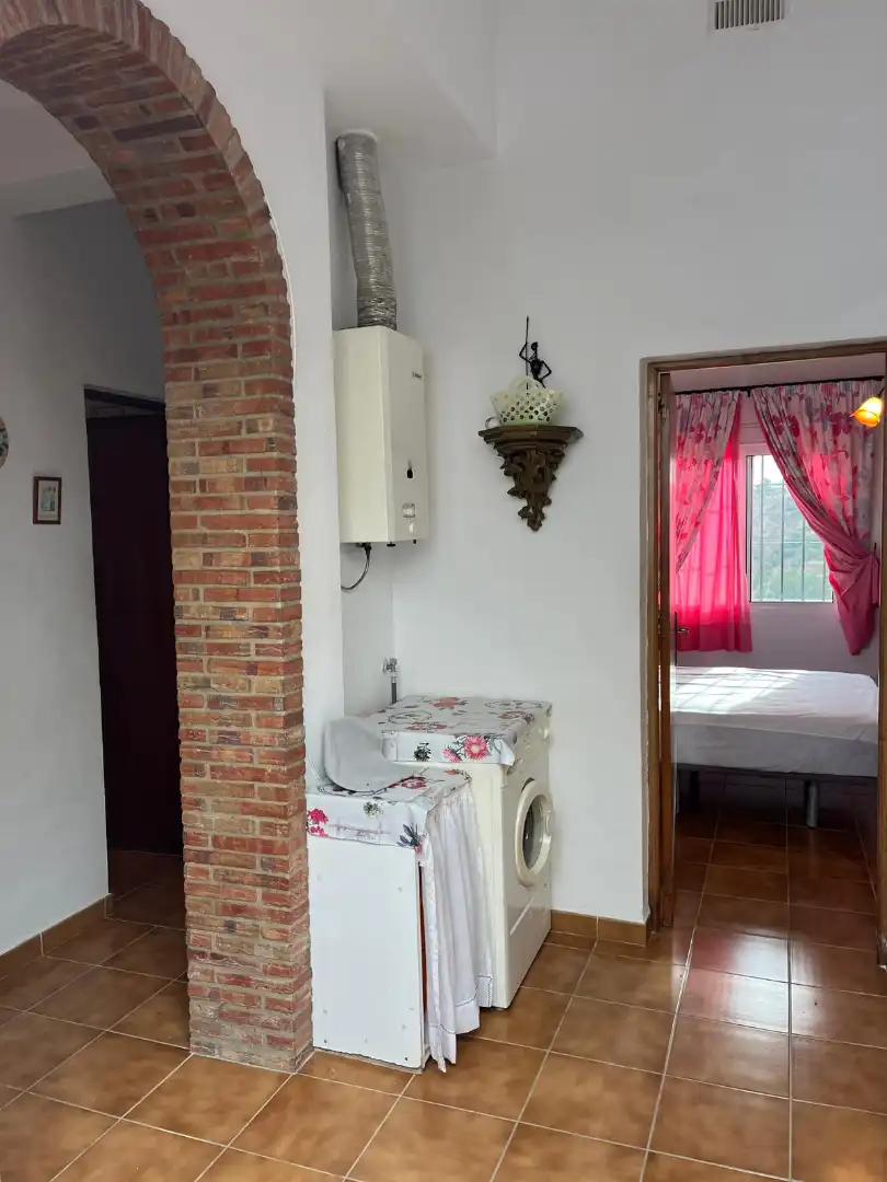 Schlafzimmer von Country house zur Miete in Riogordo mit Privatgarten, Schwimmbad und Möbliert