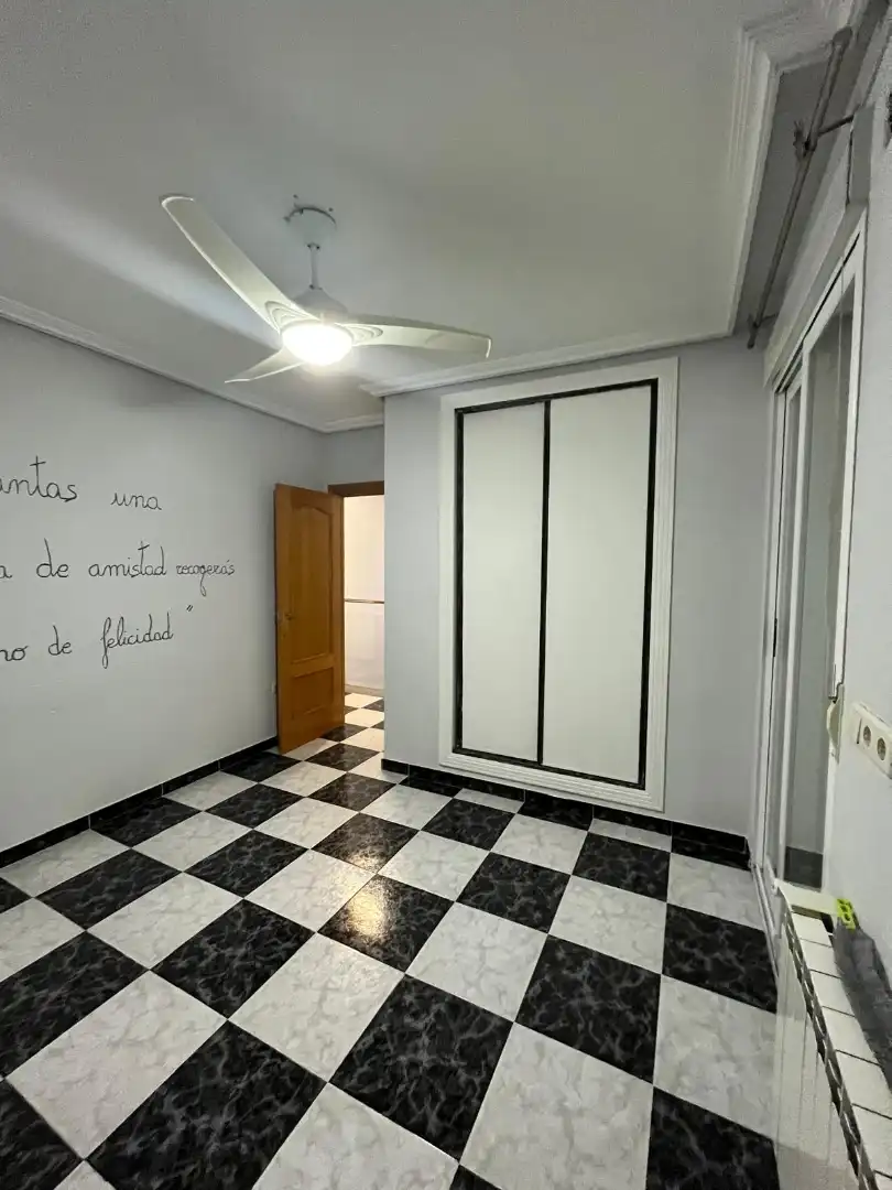 Casa adosada en venta en Balazote con Terraza y Amueblado