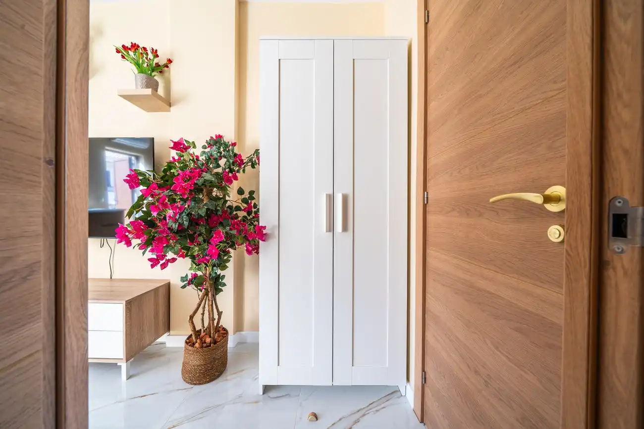 Habitación de Apartamento en venta en Torrevieja con Aire acondicionado, Piscina y Amueblado