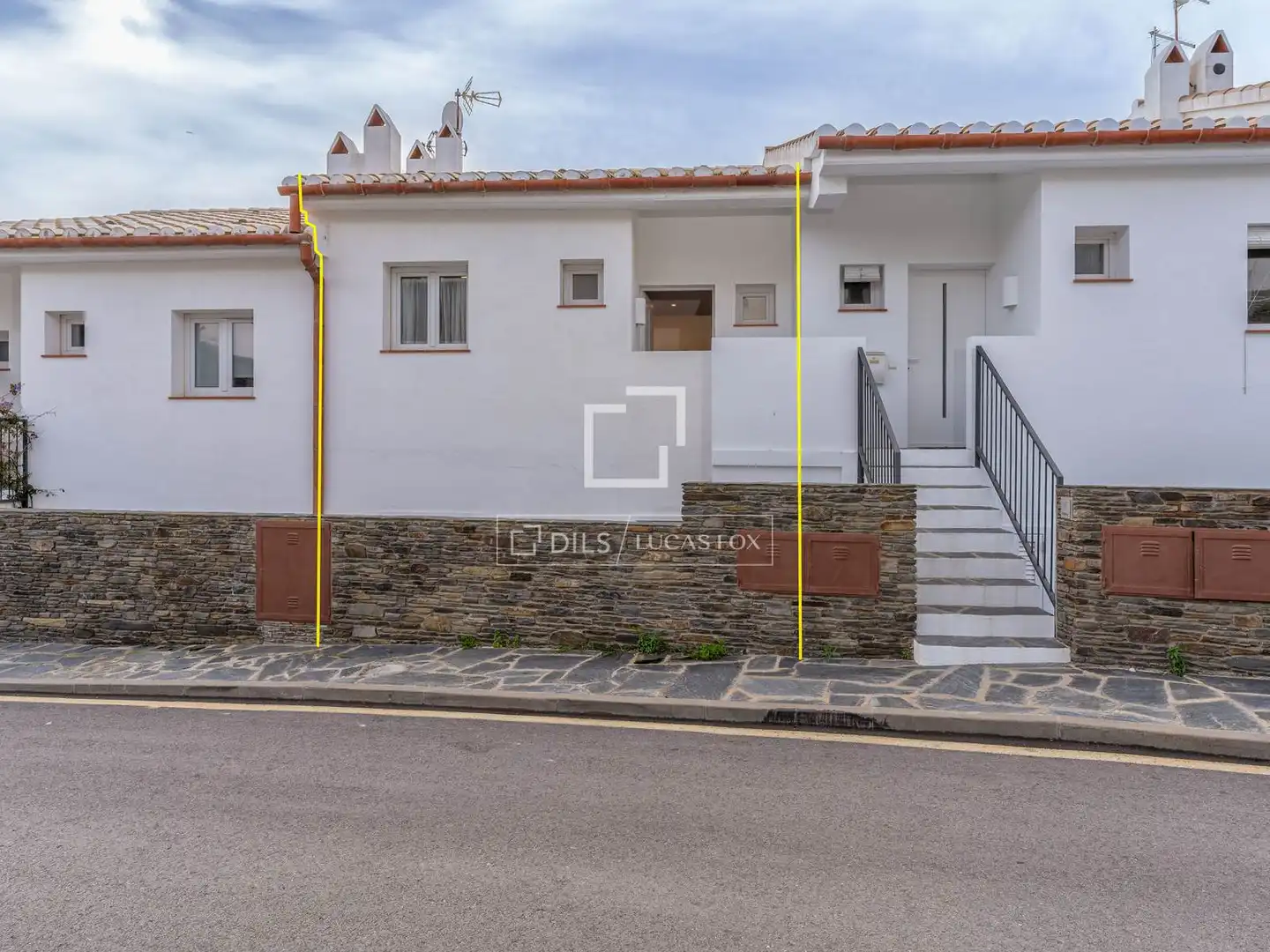 Exterior view of Houses for sale in Cadaqués  with Air Conditioner, Heating and Terrace