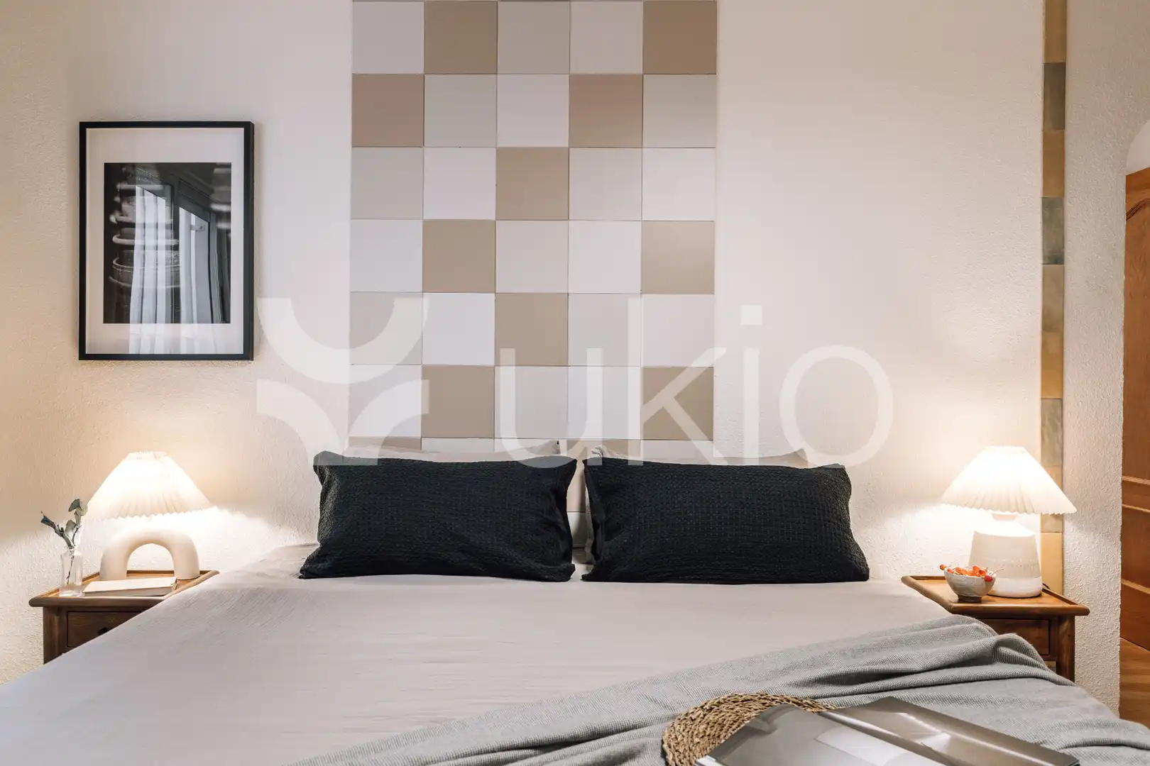 Habitación de Apartamento de alquiler en Madrid con Calefacción, Amueblado y Horno