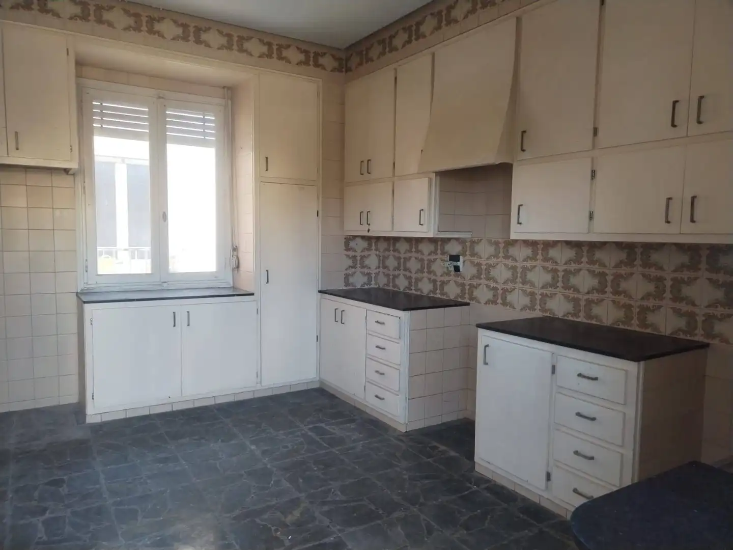 Kitchen of Flat for sale in Elche / Elx  with Balcony