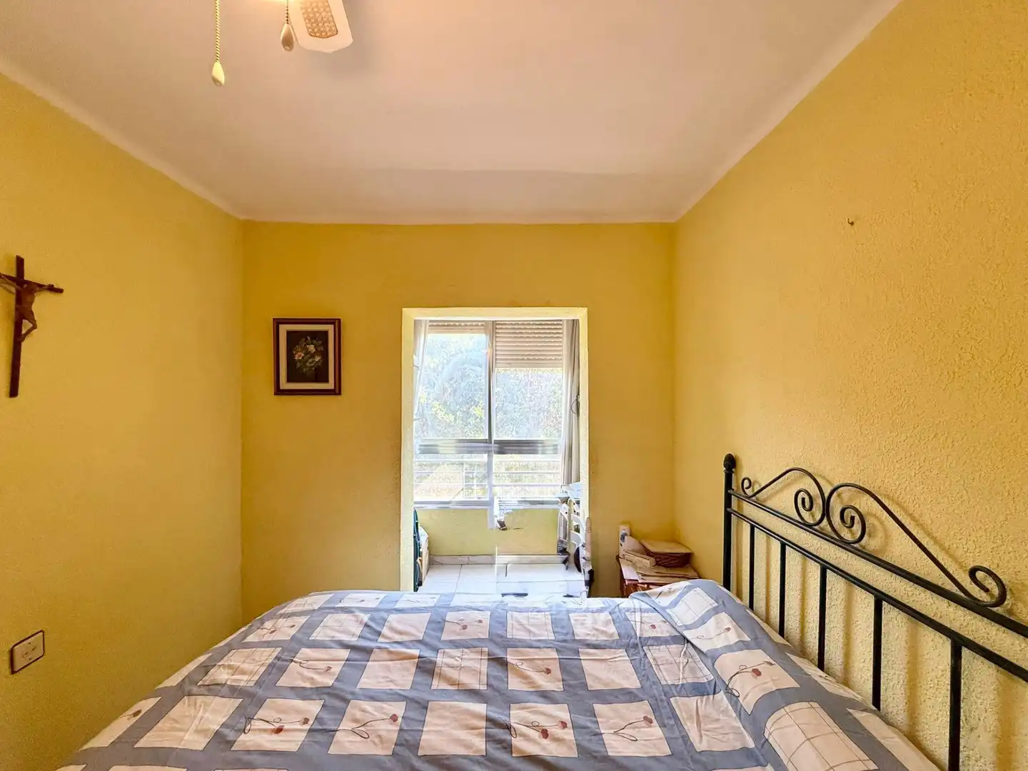 Habitación de Piso en venta en Almería con Calefacción, Amueblado y Balcón