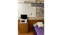 Bedroom of Flat to rent in L'Hospitalet de Llobregat  with Air Conditioner, Heating and Furnished