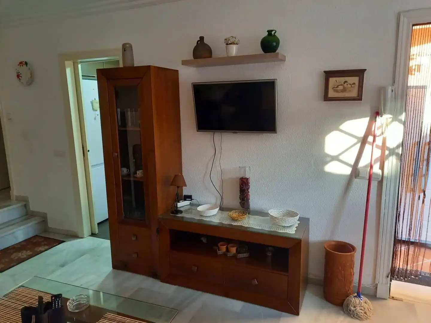 Wohnzimmer von Einfamilien-Reihenhaus zur Miete in Algeciras