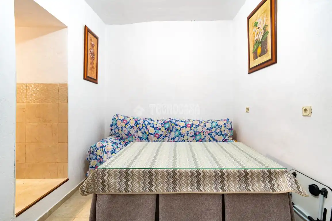 Habitación de Casa adosada en venta en Cogollos de la Vega