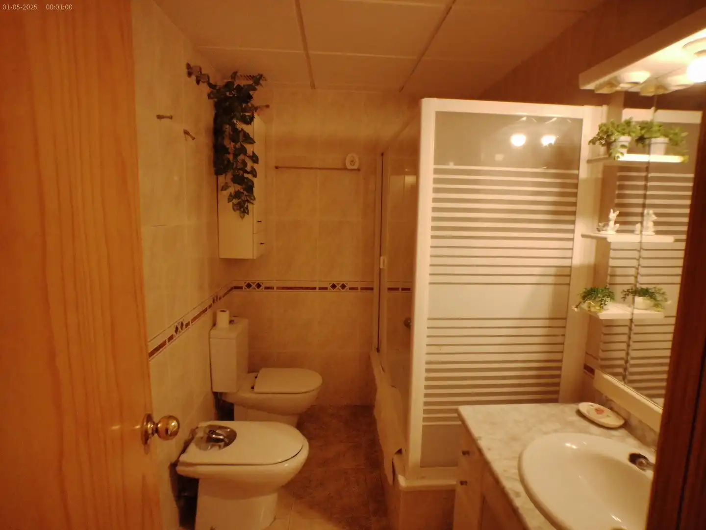 Baño de Piso en venta en Móra d'Ebre con Aire acondicionado, Calefacción y Terraza