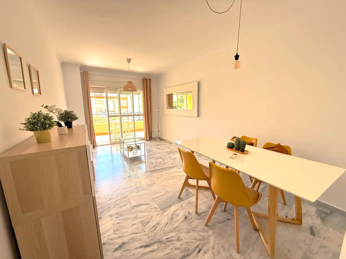 Comedor de Apartamento en venta en Estepona con Aire acondicionado, Terraza y Trastero