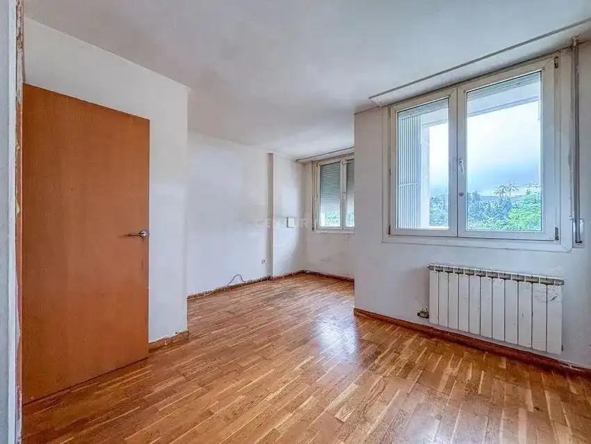 Piso en venta en TURO, 9, Montgat