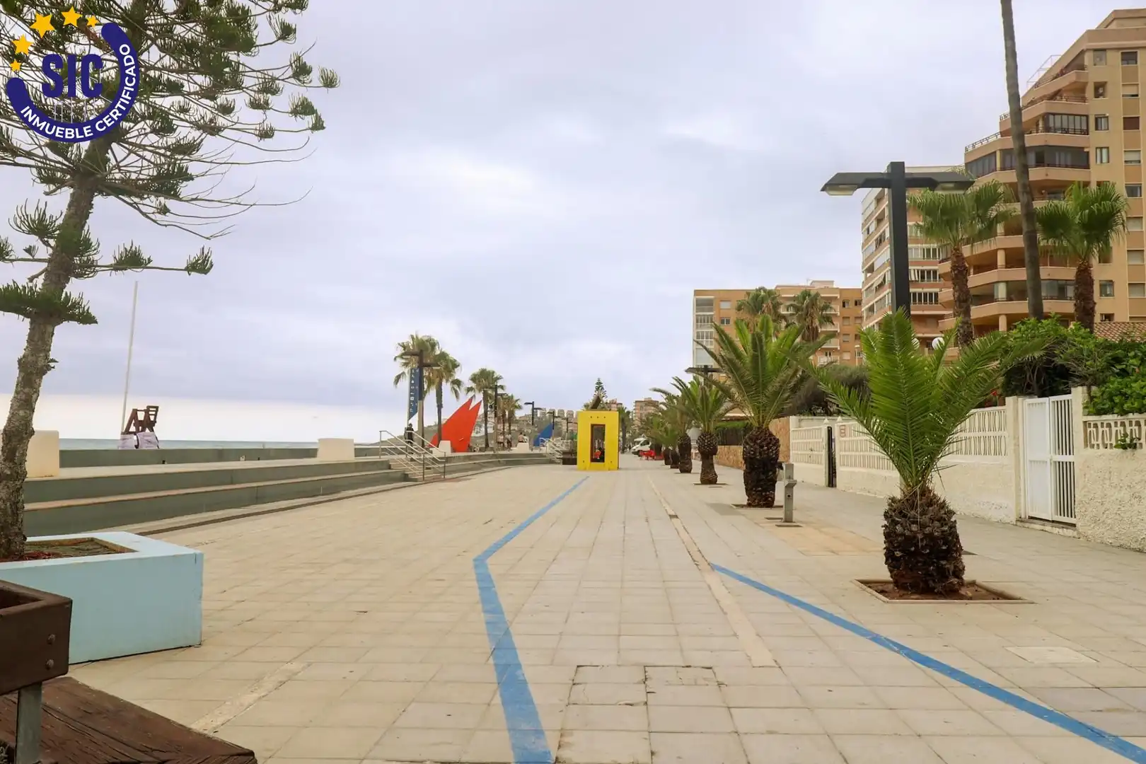 Vista exterior de Apartament en venda en Oropesa del Mar / Orpesa amb Jardí privat, Terrassa i Moblat