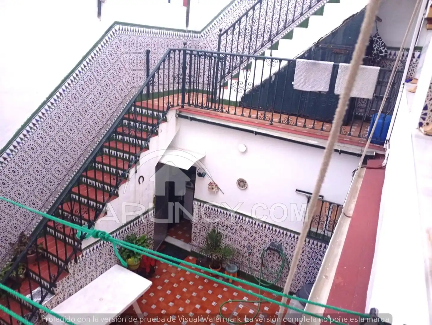 Vista exterior de Casa o xalet en venda en Alcalá de Guadaira amb Aire condicionat, Terrassa i Traster