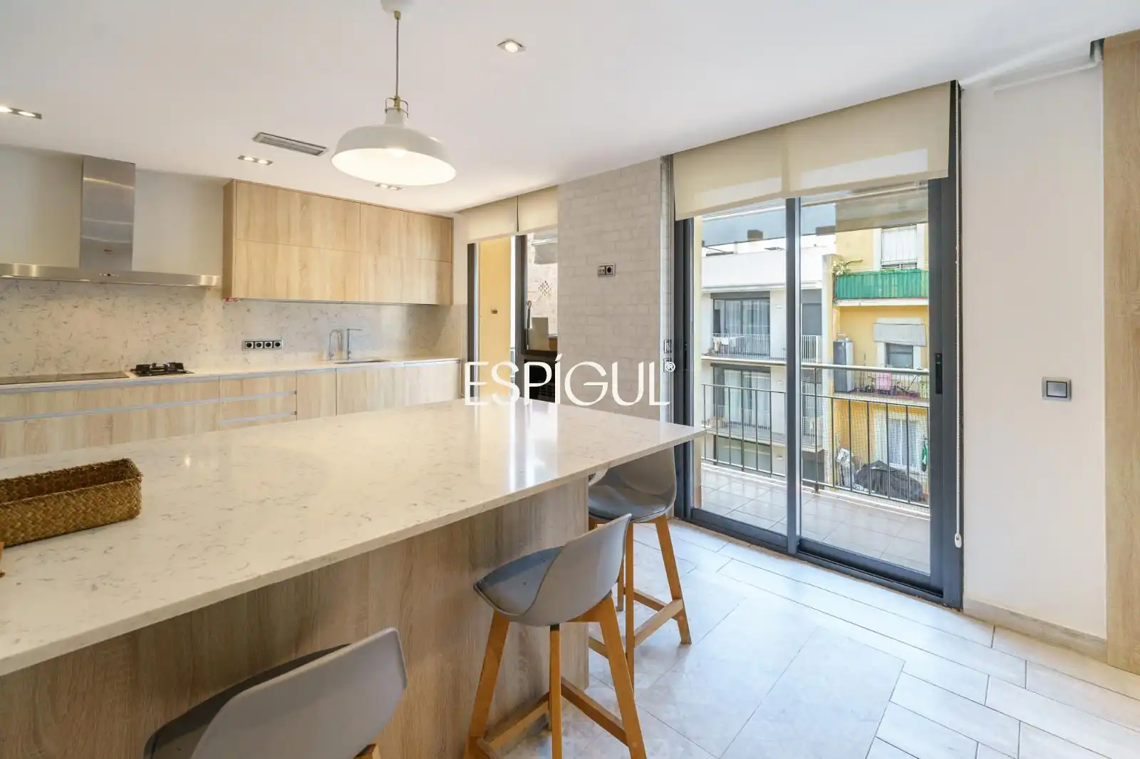 Cocina de Piso de alquiler en Barcelona con Aire acondicionado, Calefacción y Terraza