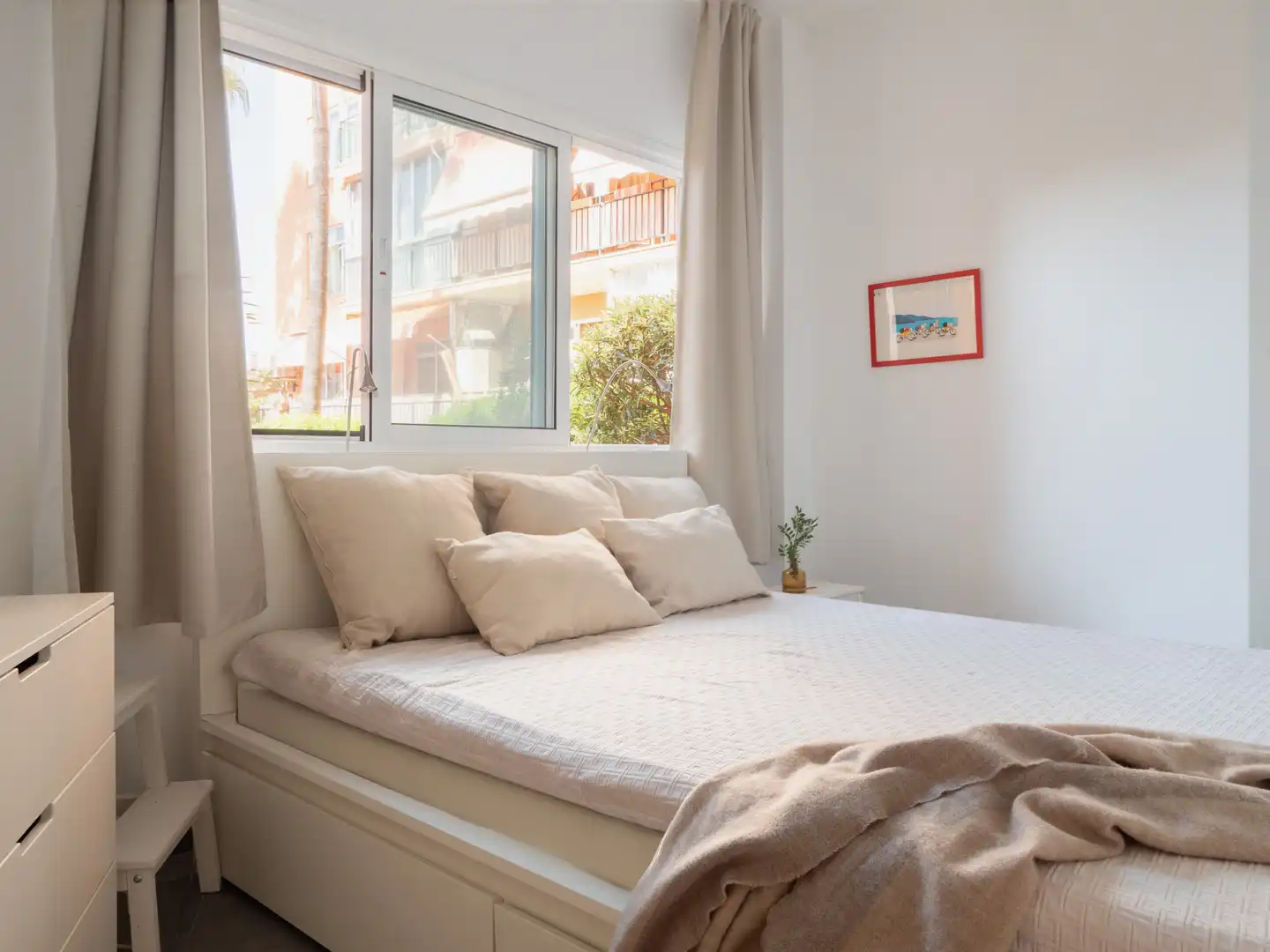 Dormitori de Apartament en venda en  Palma de Mallorca amb Aire condicionat, Terrassa i Piscina
