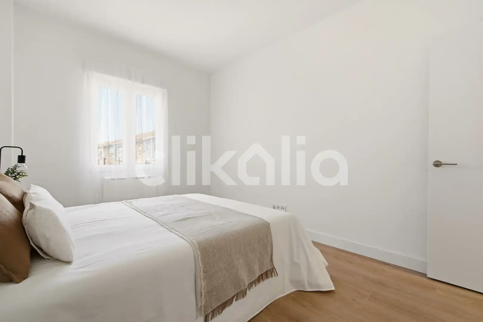 Piso con ascensor en venta en Caballería Española, imagen 15