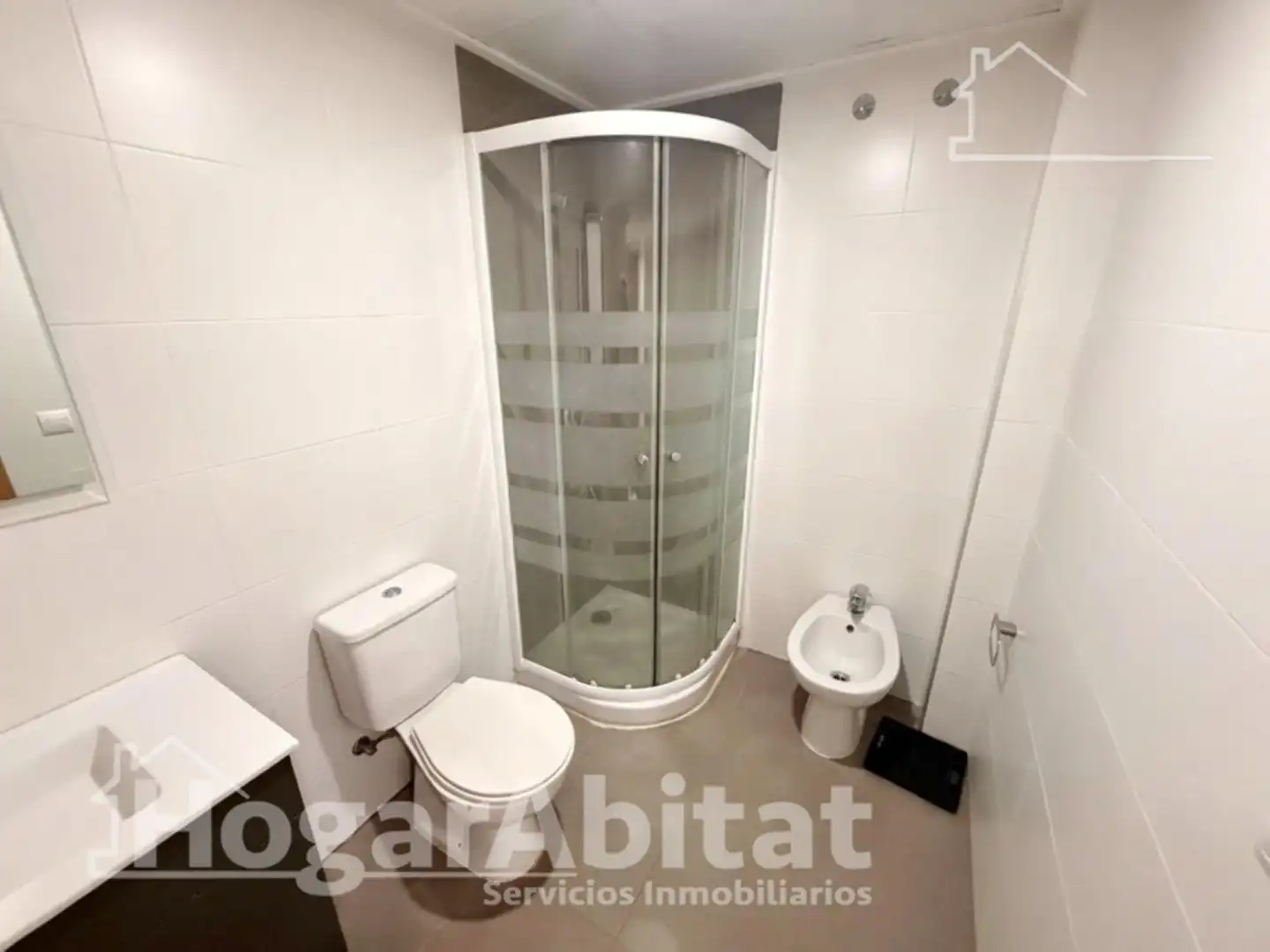 Bathroom of Flat for sale in Montserrat  with Air Conditioner, Heating and Terrace