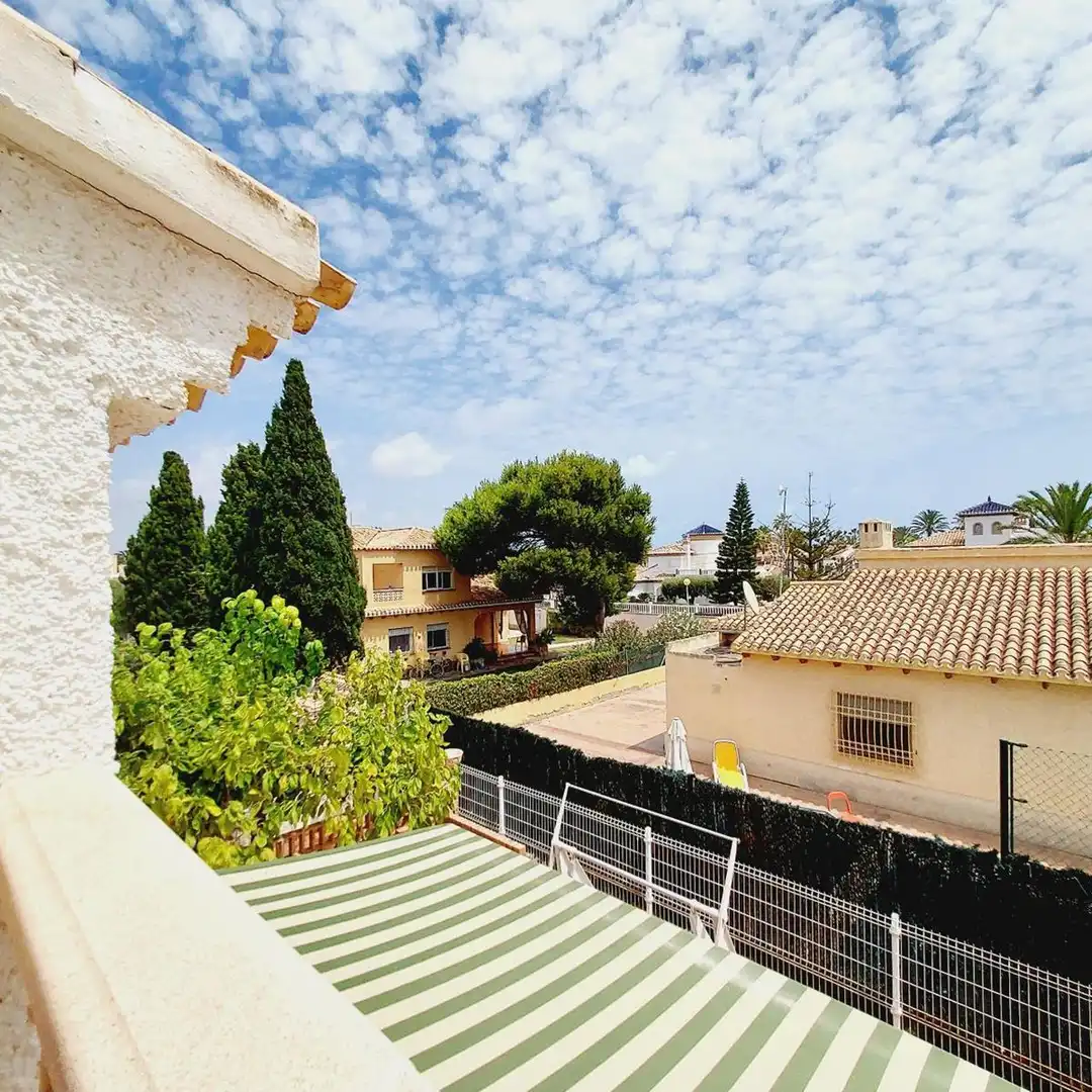 Jardí de Casa o xalet en venda en Orihuela amb Terrassa, Traster i Piscina