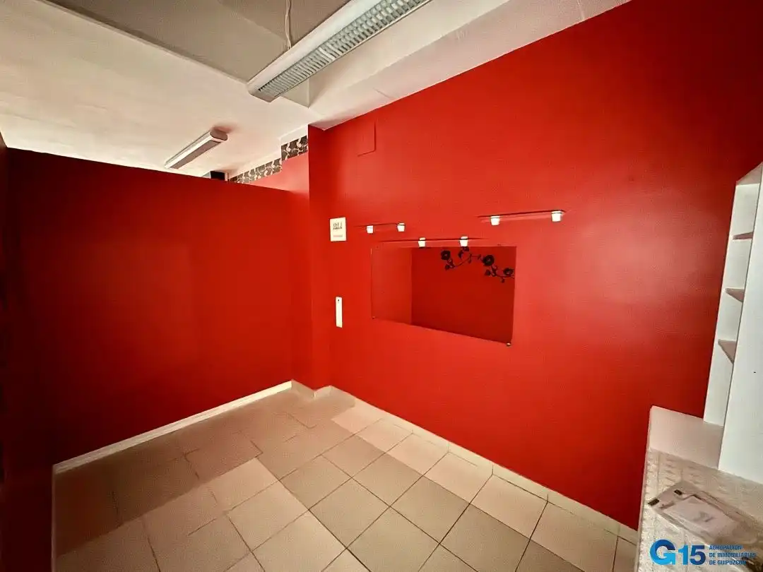 Commercial properties for sale in Irun 