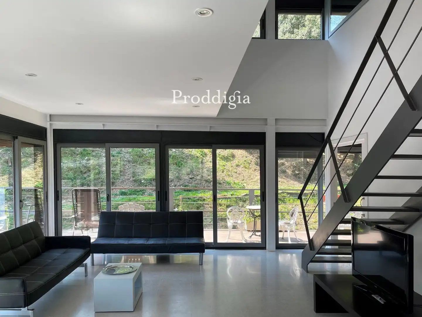 Sala d'estar de Edifici en venda en Sant Cugat del Vallès
