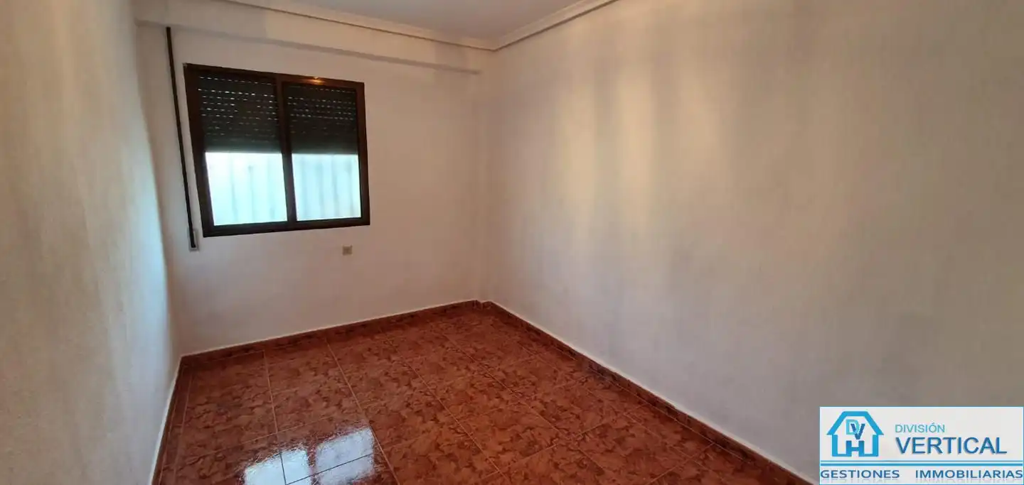 House with pool to rent in Camí Vell d'Aldaia, imagen 5
